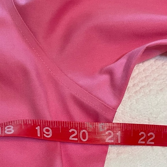 Liz Claiborne Pink Button Down Shirt with Classic Collar - Picture 7 of 8